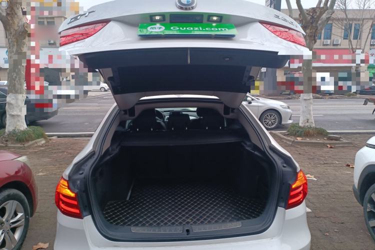 Used BMW 3 Series GT 2014 320i Leading Model Trunk