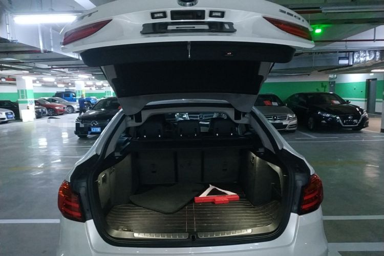 Used BMW 3 Series GT 2014 320i Leading Model Trunk
