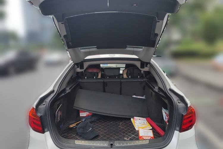 Used BMW 3 Series GT 2014 320i Leading Model Trunk