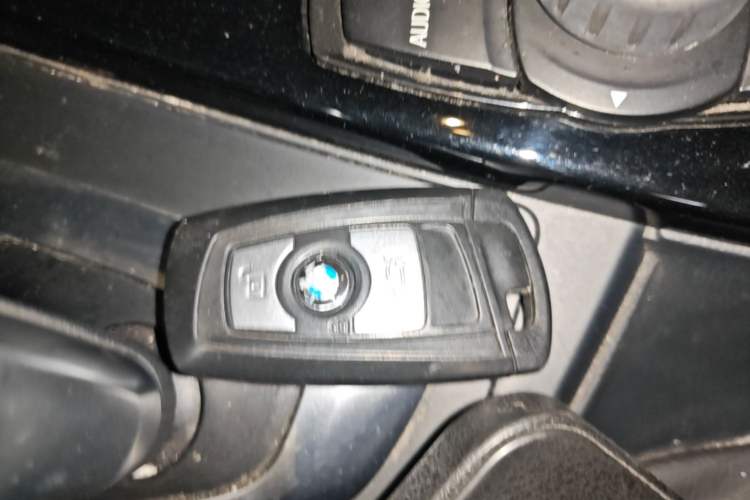 Used BMW 3 Series GT 2014 320i Leading Model Vehicle Key