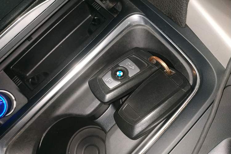 Used BMW 3 Series GT 2014 320i Leading Model Vehicle Key