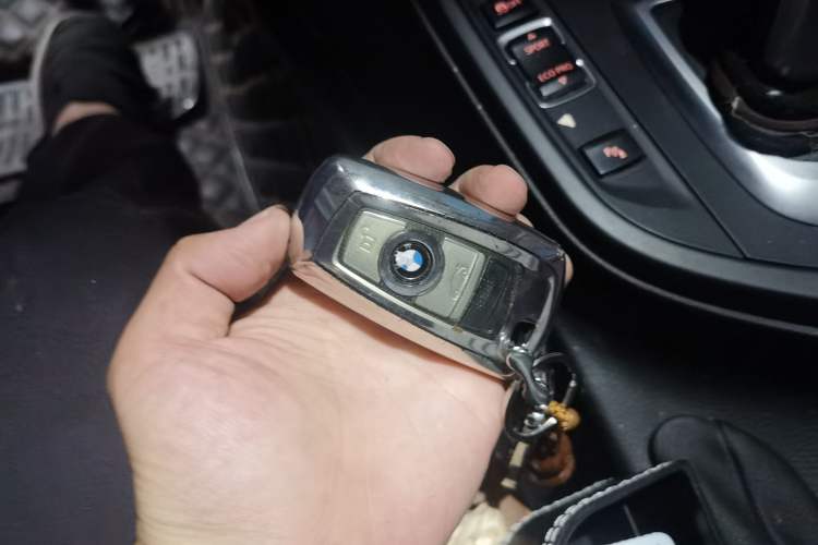 Used BMW 3 Series GT 2014 320i Design Package Model Vehicle Key