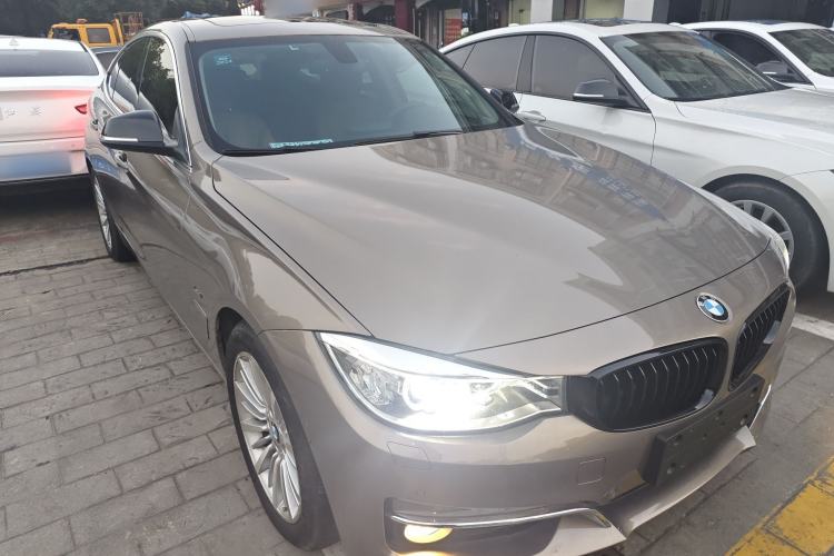 Used BMW 3 Series GT 2014 320i Design Package Model Front Right 45 Deg