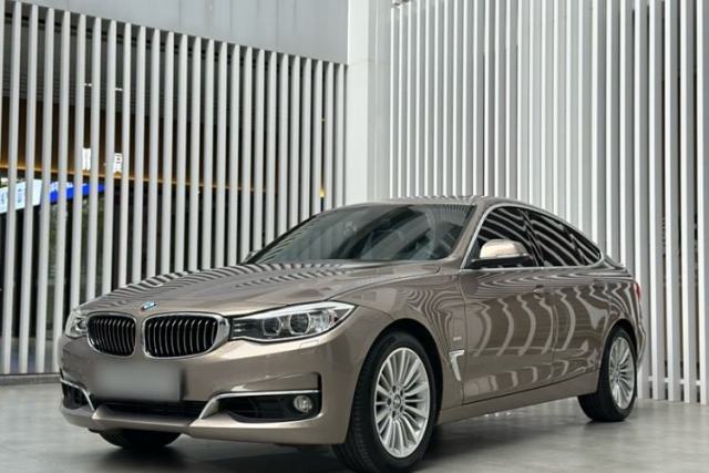 Used BMW 3 Series GT 2014 320i Design Package Model