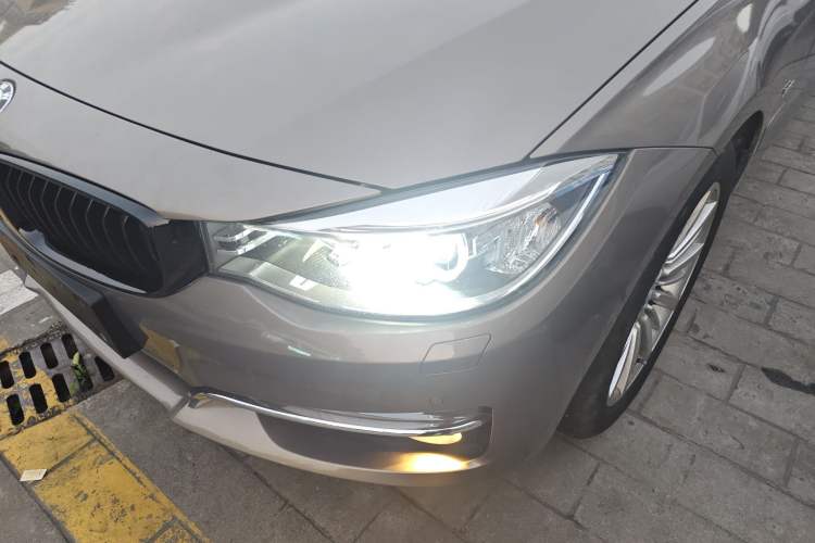 Used BMW 3 Series GT 2014 320i Design Package Model Left Front Headlight