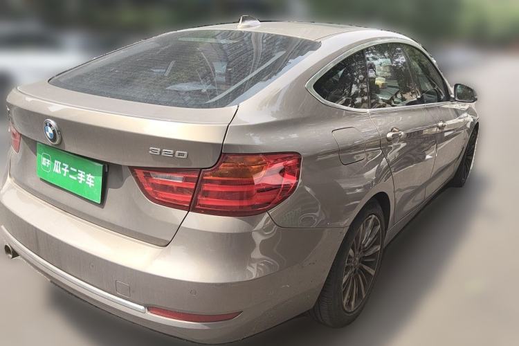 Used BMW 3 Series GT 2014 320i Design Package Model Rear Right 45 Deg