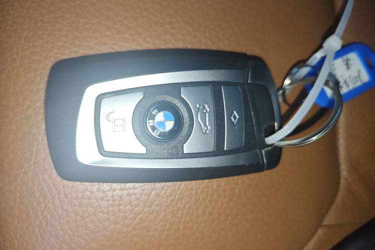 Used BMW 3 Series GT 2014 320i Design Package Model Vehicle Key