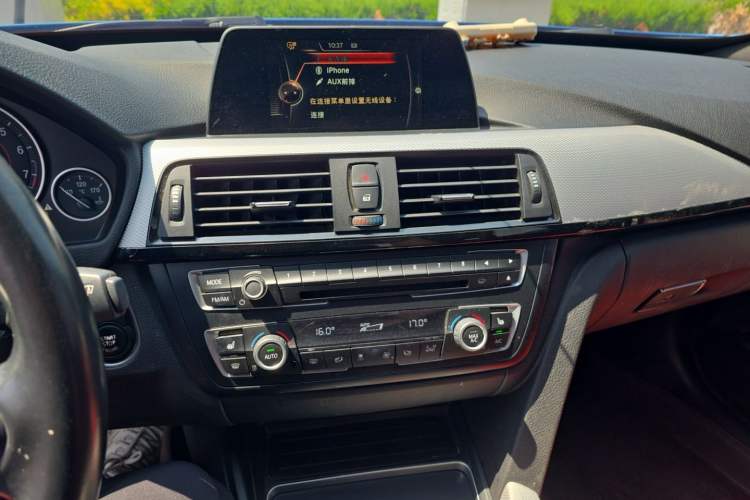 Used BMW 3 Series GT 2016 320i Design Package Edition Audio And AC Panel