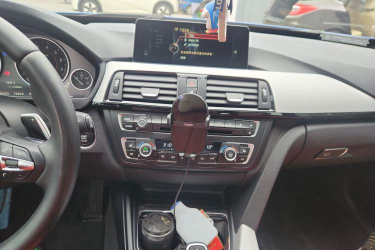 Used BMW 3 Series GT 2016 328i Design Package Model Audio And AC Panel