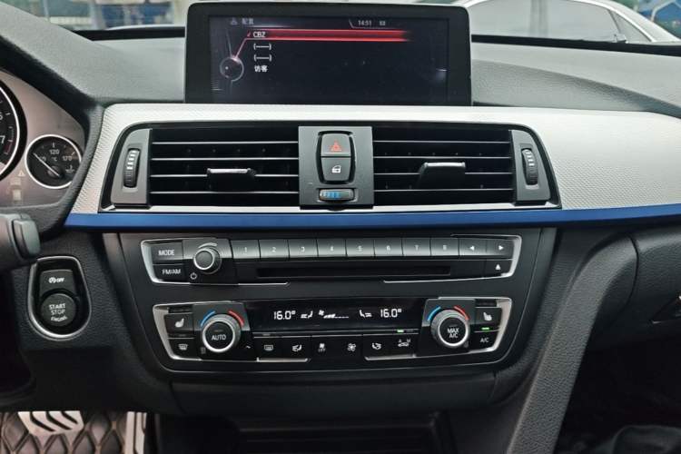 Used BMW 3 Series GT 2016 320i Design Package Edition Audio And AC Panel