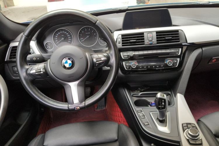 Used BMW 3 Series GT 2016 320i Design Package Edition Center Console
