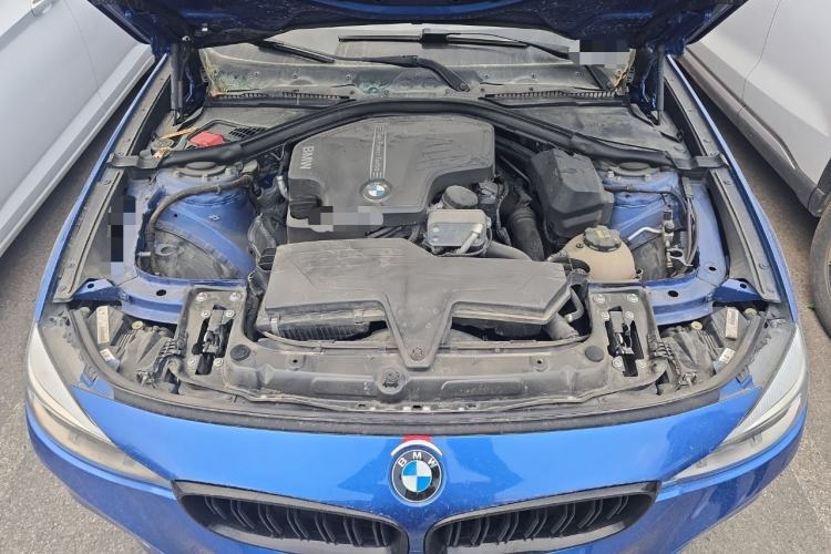 Used BMW 3 Series GT 2016 328i Design Package Model Engine Bay