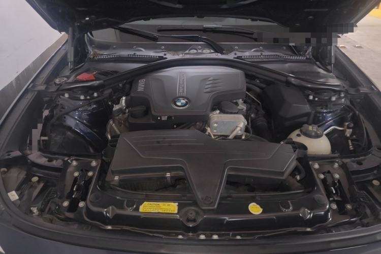Used BMW 3 Series GT 2016 320i Fashion Model Engine Bay