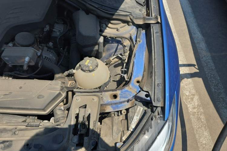 Used BMW 3 Series GT 2016 320i Design Package Edition Engine Bay Left