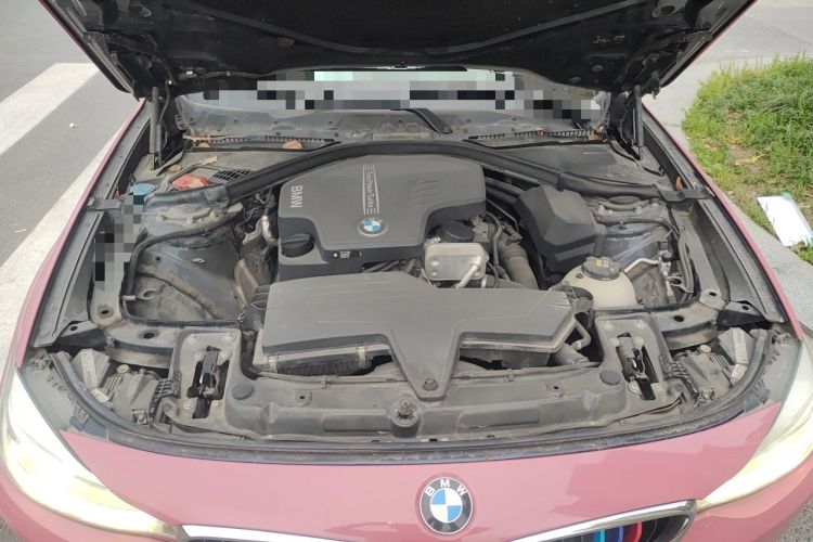 Used BMW 3 Series GT 2016 320i Fashion Model Engine Bay