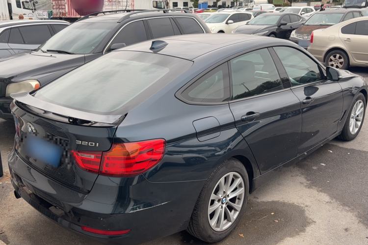 Used BMW 3 Series GT 2016 320i Fashion Model Exterior 3