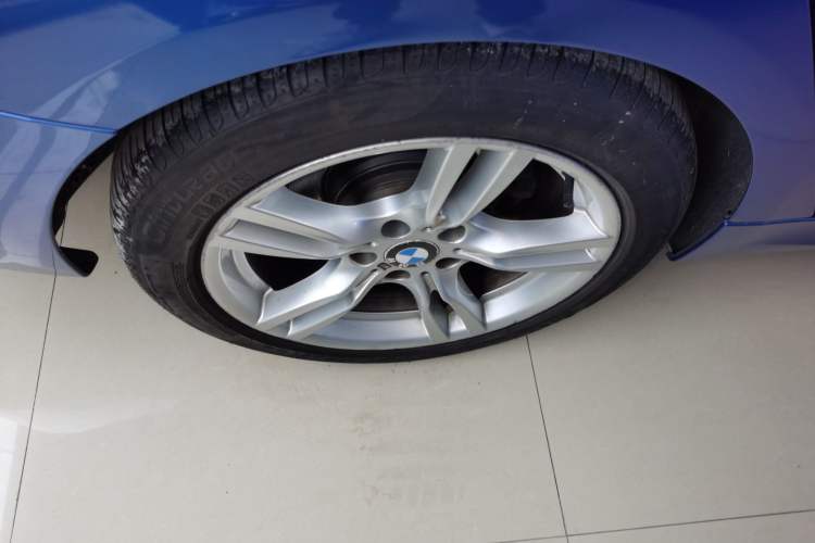 Used BMW 3 Series GT 2016 320i Design Package Edition Exterior 5