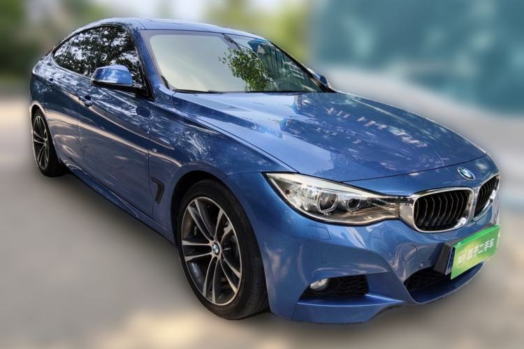 Used BMW 3 Series GT 2016 328i Design Package Model Front Right 45 Deg