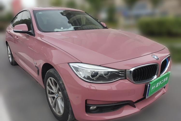 Used BMW 3 Series GT 2016 320i Fashion Model Front Right 45 Deg