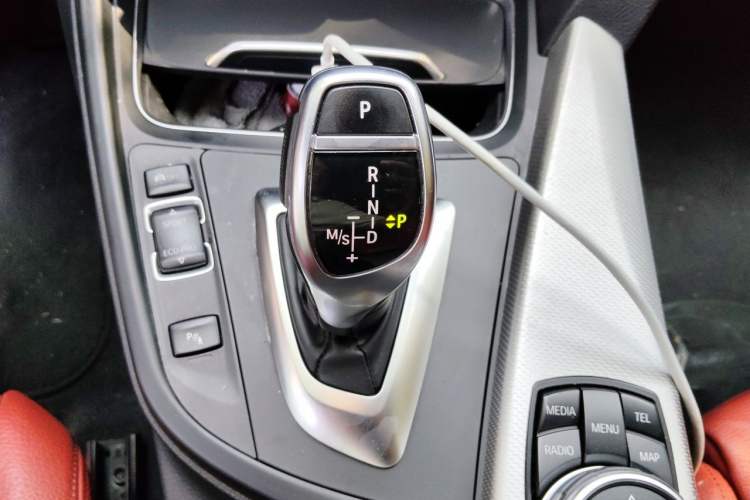 Used BMW 3 Series GT 2016 328i Design Package Model Gear Lever