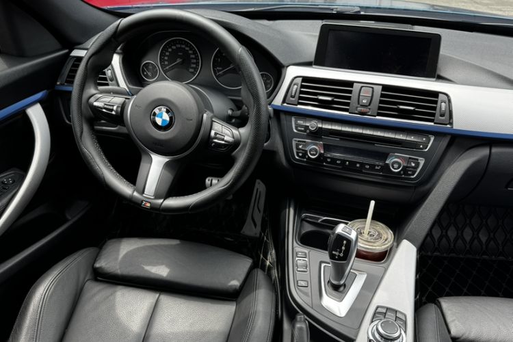 Used BMW 3 Series GT 2016 320i Design Package Edition Interior 8