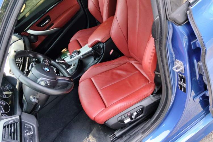 Used BMW 3 Series GT 2016 328i Design Package Model Left Front Seat