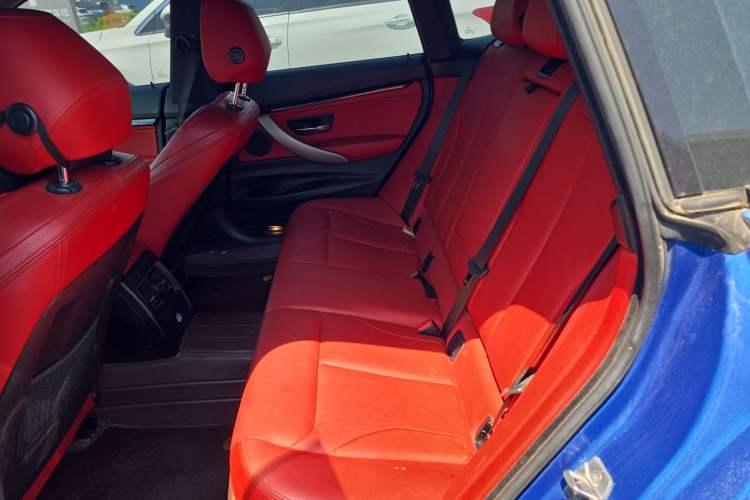 Used BMW 3 Series GT 2016 320i Design Package Edition Left Rear Seat