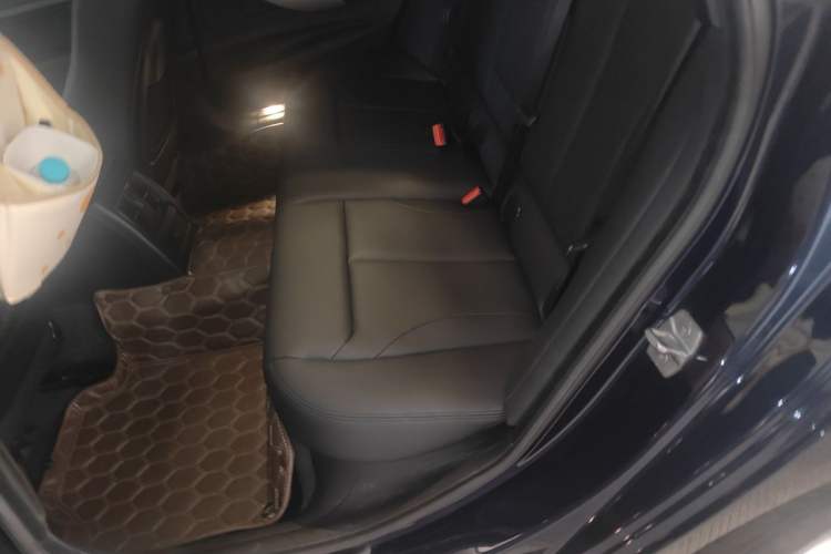 Used BMW 3 Series GT 2016 320i Fashion Model Left Rear Seat