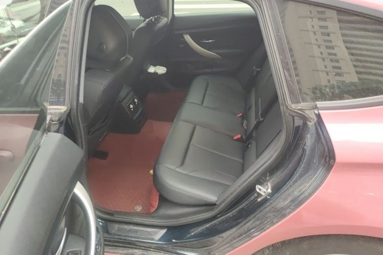 Used BMW 3 Series GT 2016 320i Fashion Model Left Rear Seat