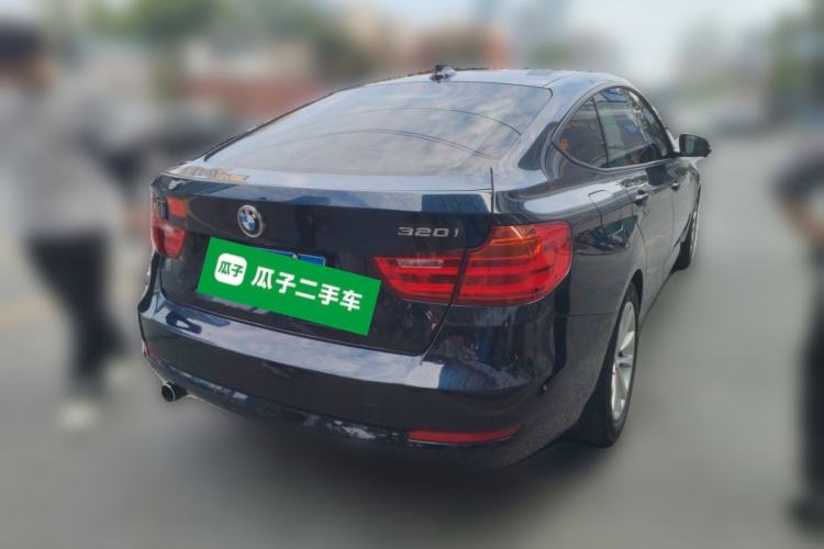 Used BMW 3 Series GT 2016 320i Fashion Model Rear Right 45 Deg