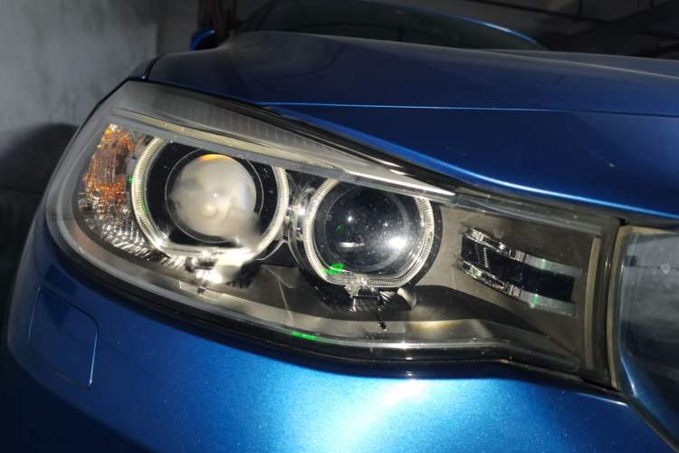 Used BMW 3 Series GT 2016 328i Design Package Model Right Front Headlight