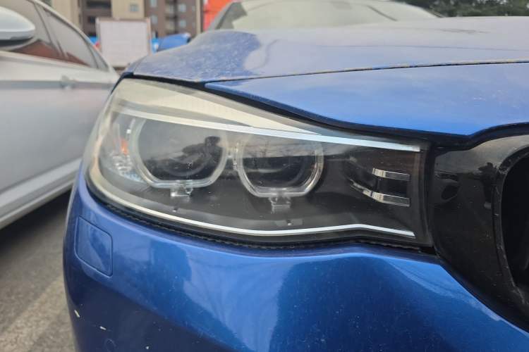 Used BMW 3 Series GT 2016 328i Design Package Model Right Front Headlight