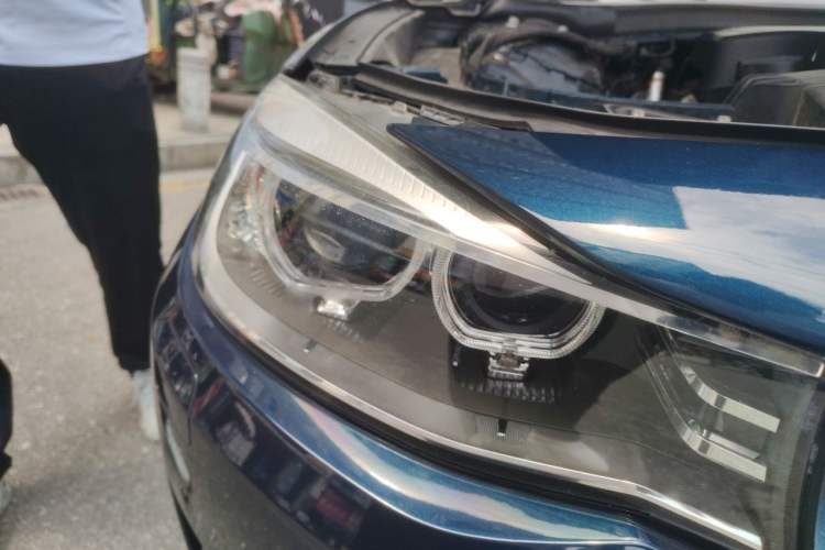 Used BMW 3 Series GT 2016 320i Fashion Model Right Front Headlight