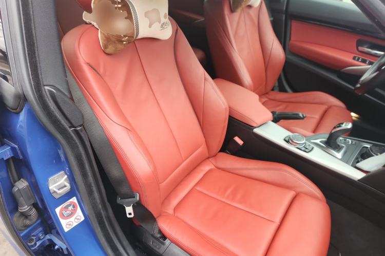 Used BMW 3 Series GT 2016 328i Design Package Model Right Front Seat