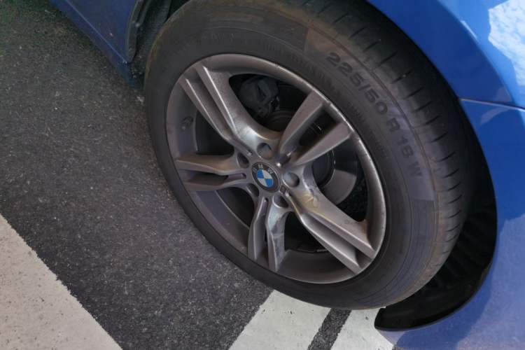 Used BMW 3 Series GT 2016 320i Design Package Edition Right Front Wheel Hub
