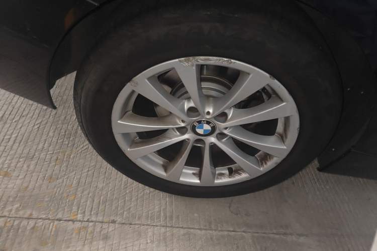Used BMW 3 Series GT 2016 320i Fashion Model Right Front Wheel Hub