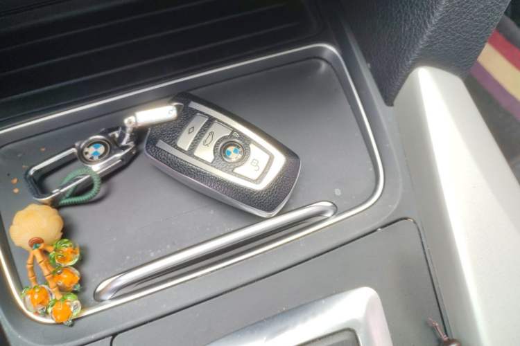 Used BMW 3 Series GT 2016 320i Fashion Model Vehicle Key