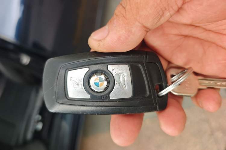 Used BMW 3 Series GT 2016 320i Fashion Model Vehicle Key