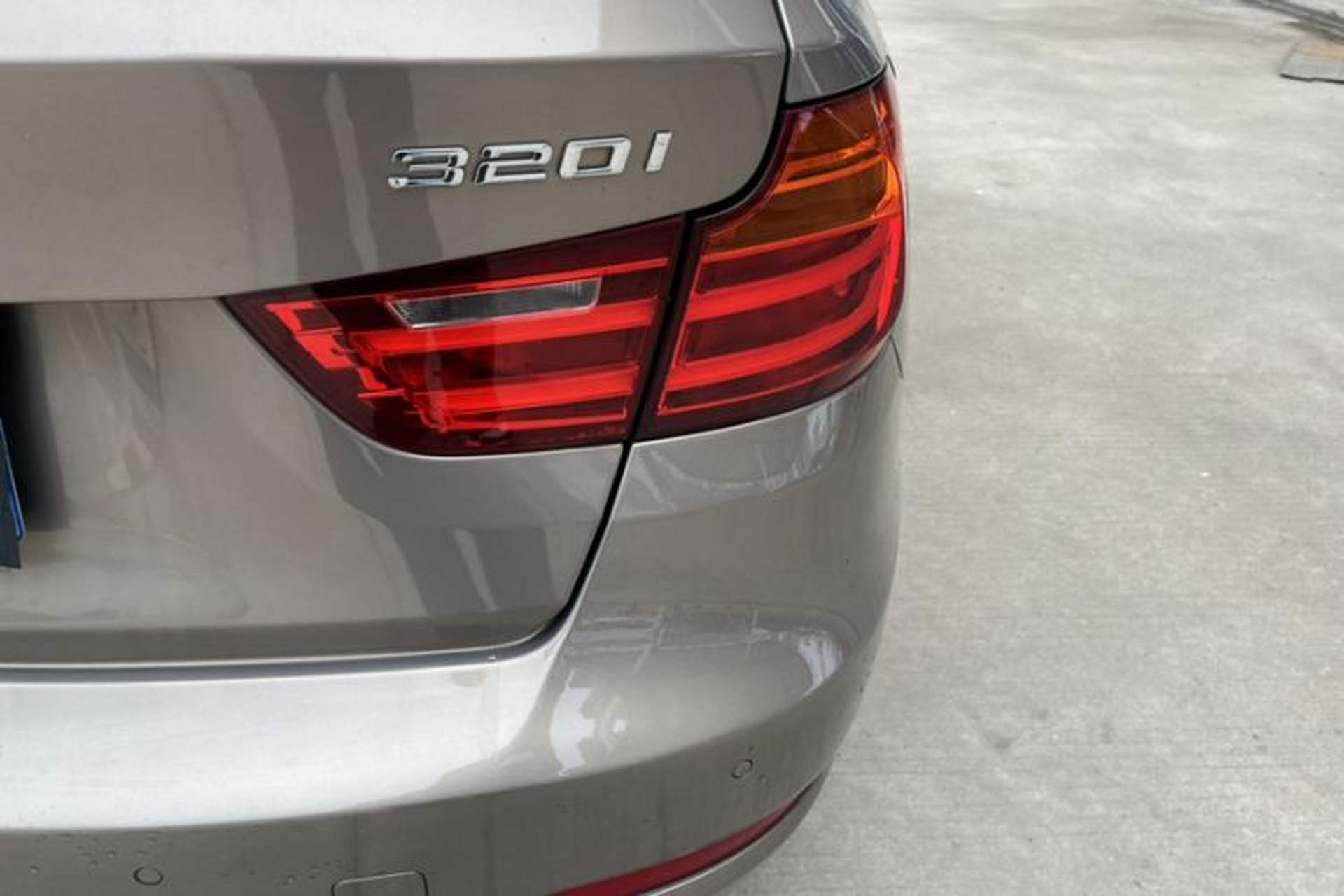 Used BMW 3 Series GT 2016 320i Fashion Model Exterior 1