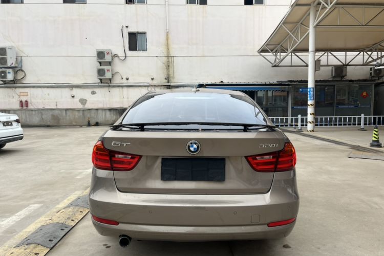 Used BMW 3 Series GT 2016 320i Fashion Model Exterior 2
