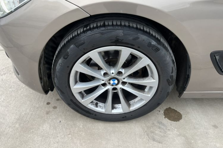 Used BMW 3 Series GT 2016 320i Fashion Model Exterior 3