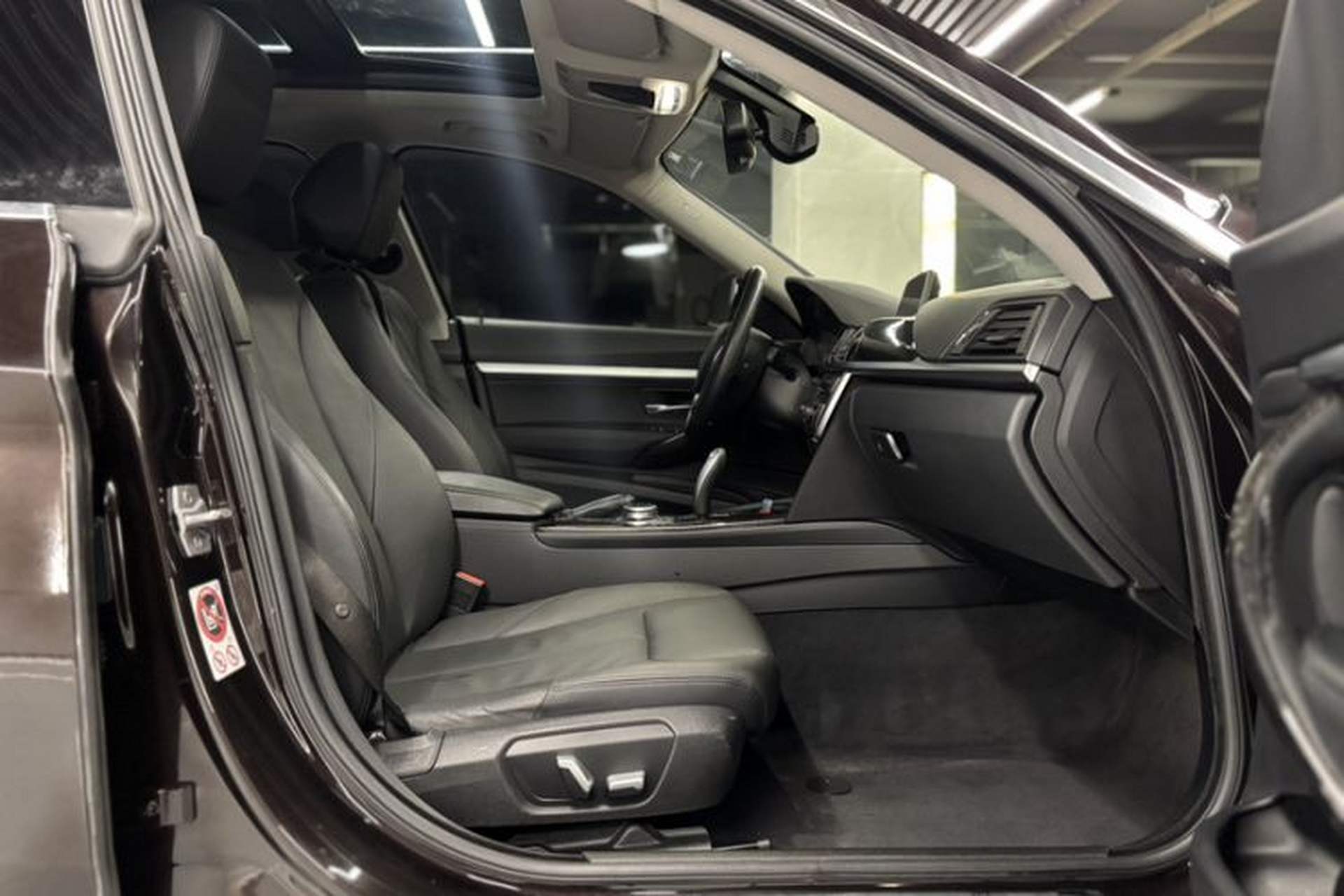 Used BMW 3 Series GT 2016 320i Design Package Edition Left Front Seat