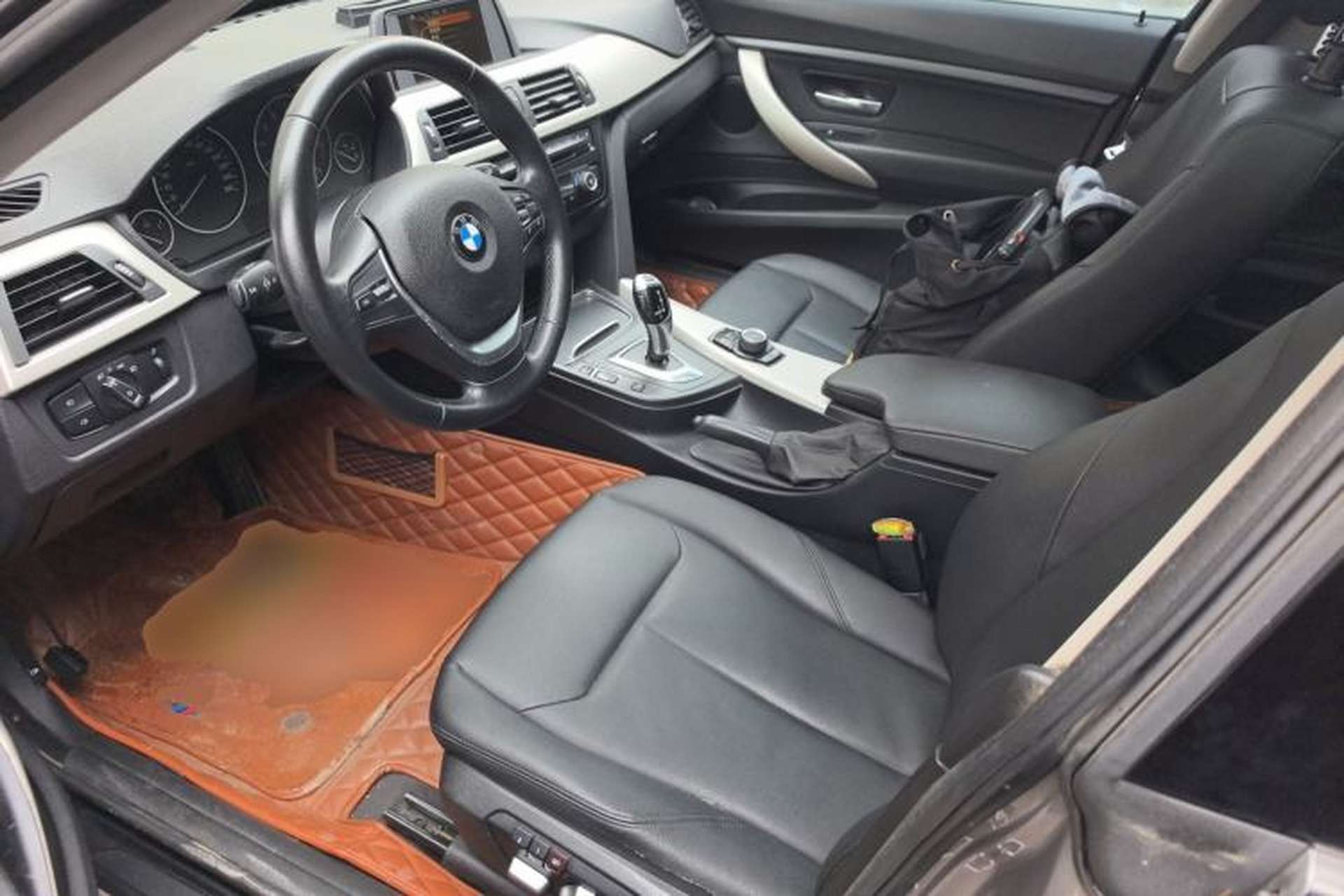 Used BMW 3 Series GT 2016 320i Fashion Model Left Front Seat