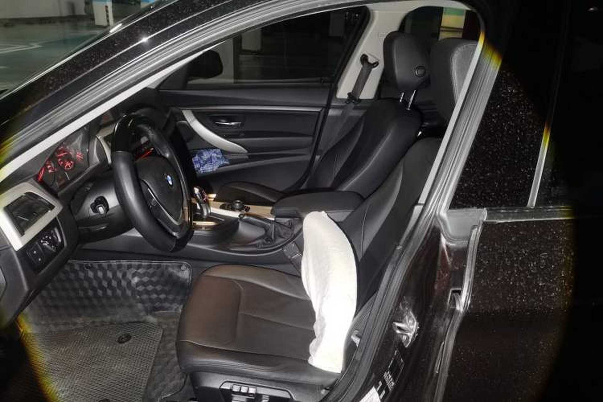 Used BMW 3 Series GT 2016 320i Fashion Model Left Front Seat