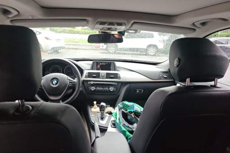 Used BMW 3 Series GT 2016 320i Fashion Model Headliner