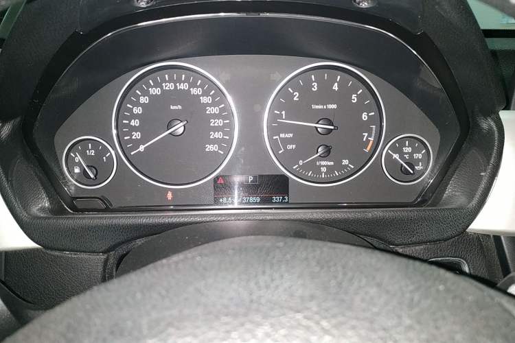 Used BMW 3 Series GT 2016 320i Fashion Model Instrument Cluster