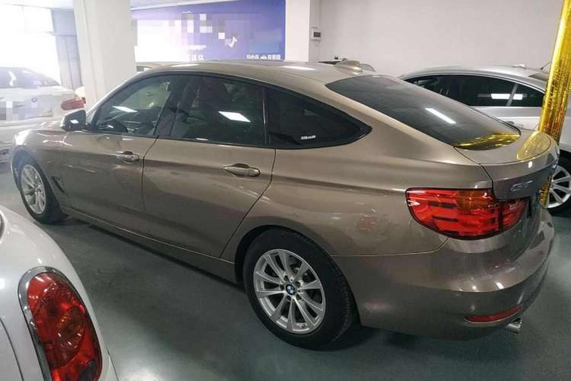 Used BMW 3 Series GT 2016 320i Fashion Model Left Side