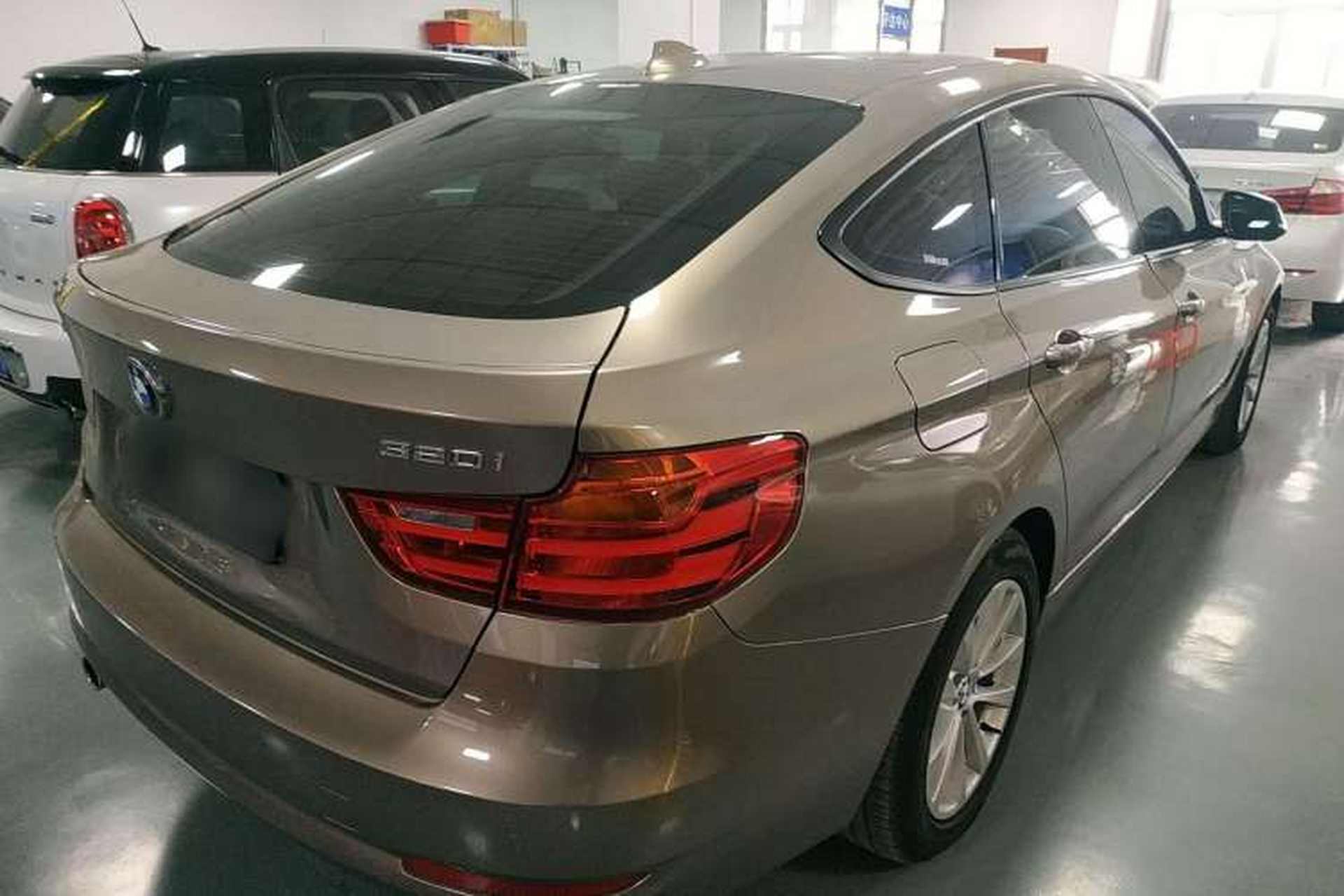 Used BMW 3 Series GT 2016 320i Fashion Model Rear Right 45 Deg