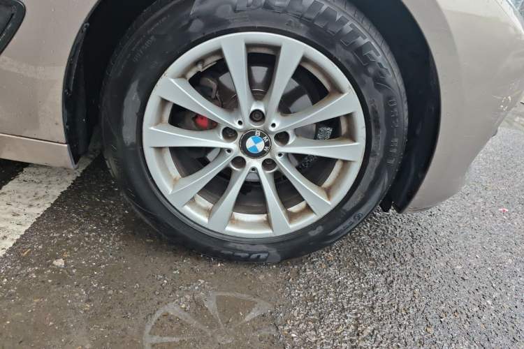 Used BMW 3 Series GT 2016 320i Fashion Model Right Front Wheel Hub