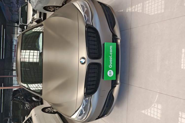 Used BMW 3 Series GT 2016 320i Fashion Model Exterior 4